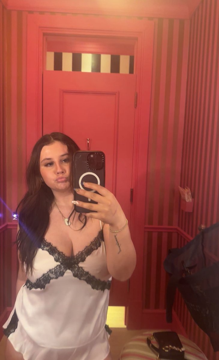 Goddess Sedona ⋆。°✩ tweet media