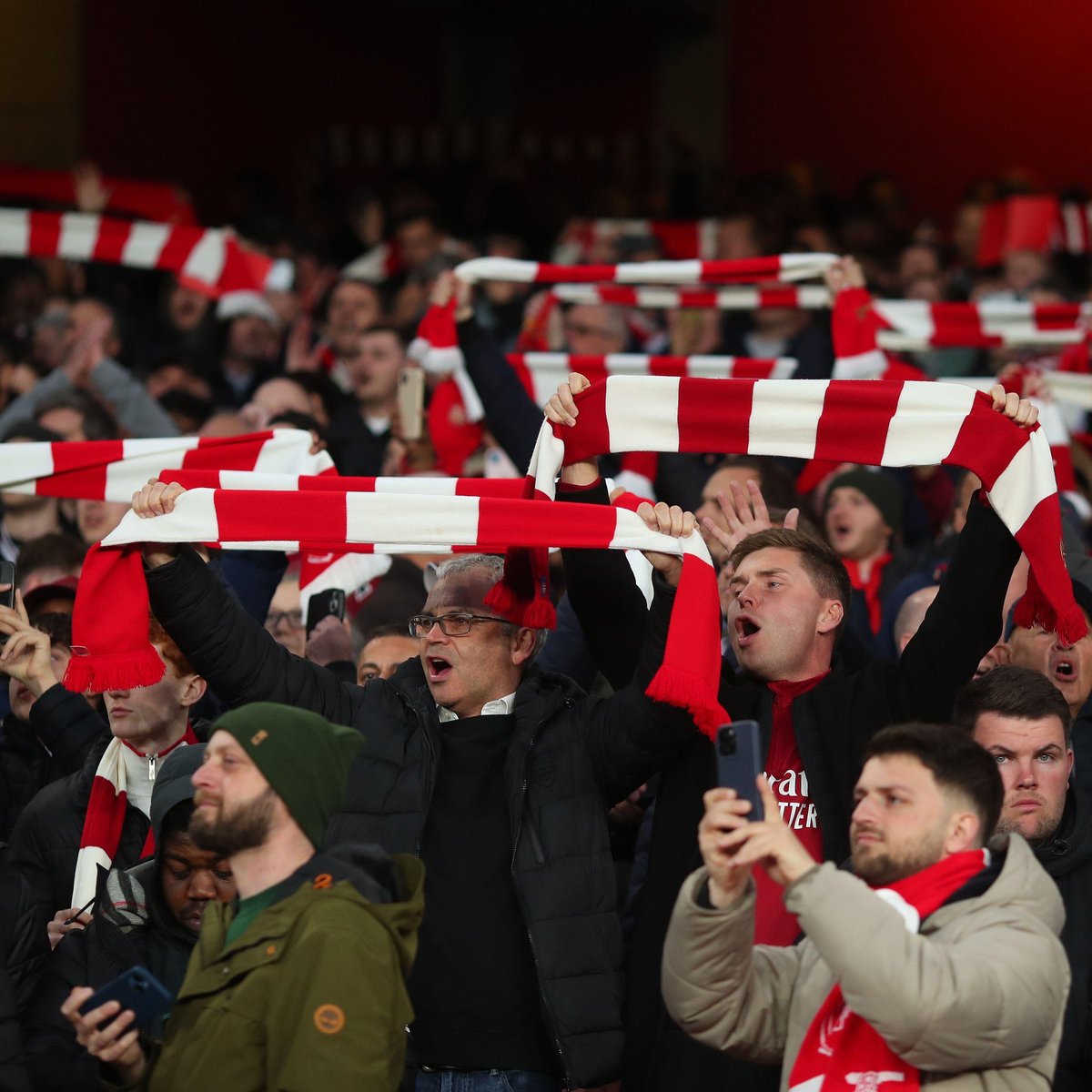 Ladbrokes tweet media