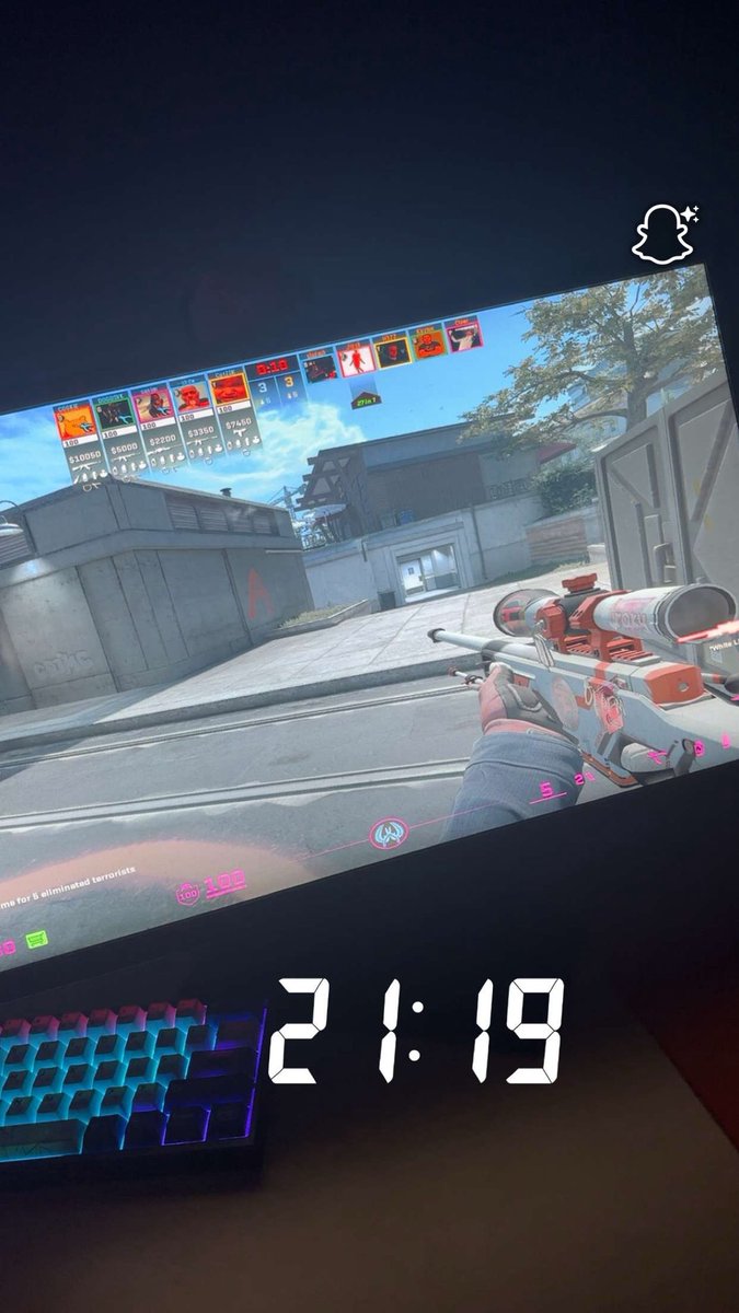 jony⚡️ tweet media