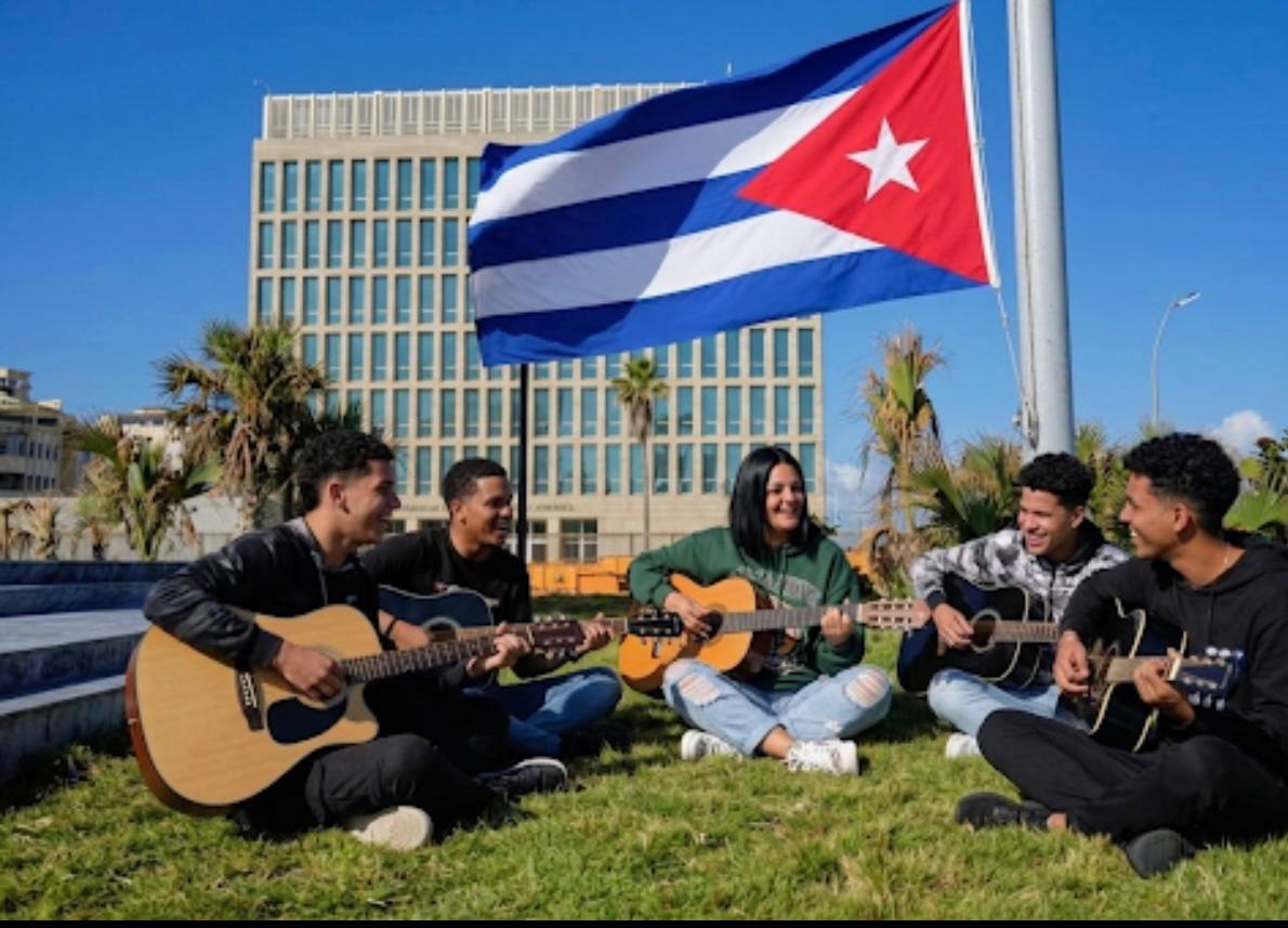 DeZurdaTeam 📳 tweet media