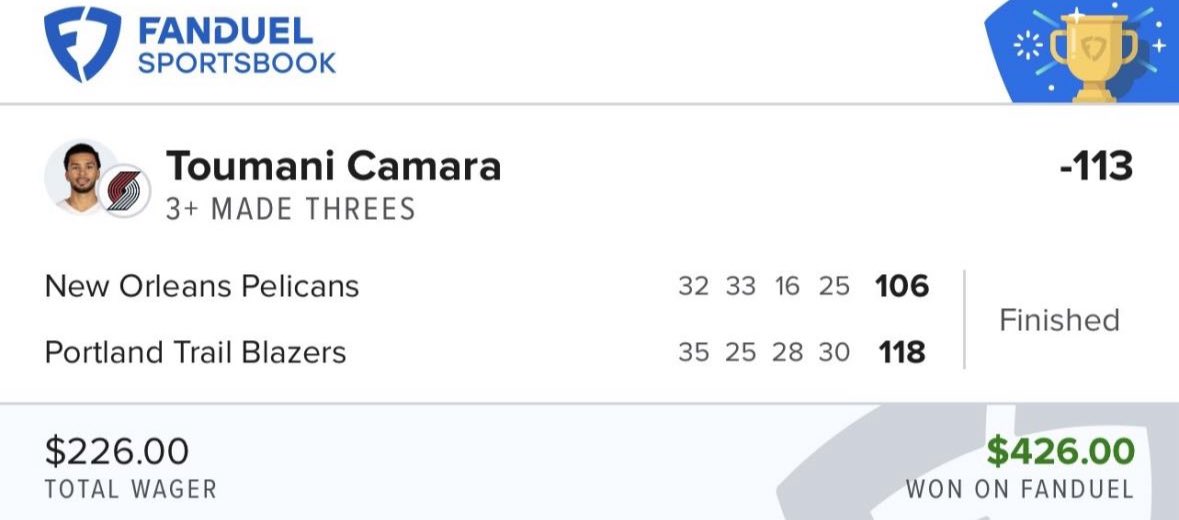 Fade Locks tweet media