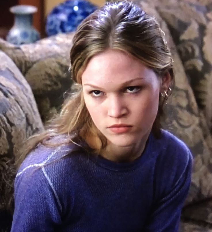 lia roan tweet media