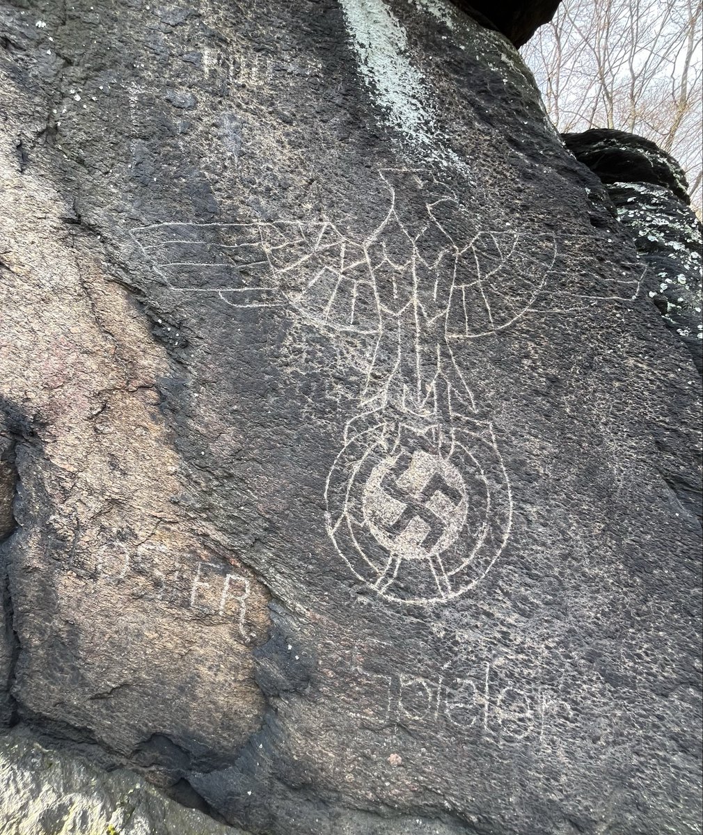 Stíhací Hat von Katzenburg tweet media