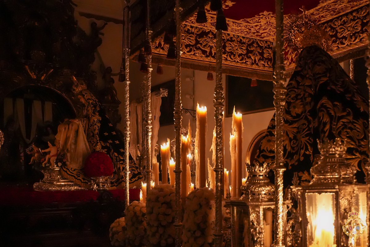 La Hermandad agradece profundamente el compromiso, la seriedad y el testimonio ofrecido por todos nuestros hermanos durante la estación de penitencia de este Sábado Santo.

#SSantaSevilla26 #RealHdadServita26 #SábadoServita