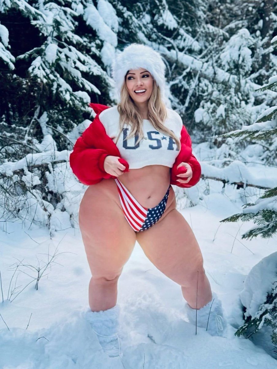 Emma St. James ❄️ tweet media