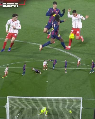Nazarix_m's tweet photo. @YihiRM Esto fue gol del Girona. https://t.co/HxtzChrYru