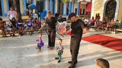 Y en esta jornada no puede faltar la felicitación al Teatro Guiñol #Guantánamo colectivo insigne de las artes escénicas en este territorio. Gracias por tanta entrega y felicidades!
#CubaEsCultura
<a href="/yoeaberob1/">Yoel Perez Garcia</a> <a href="/Gtmoescena/">Escenicas GTMO</a>
@yoelv