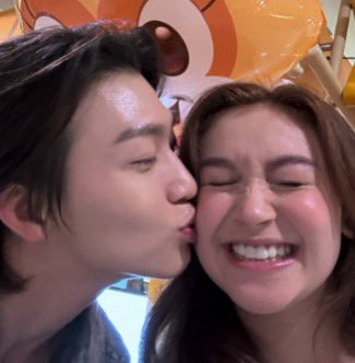 emma 🎭 mooncovey au tweet media