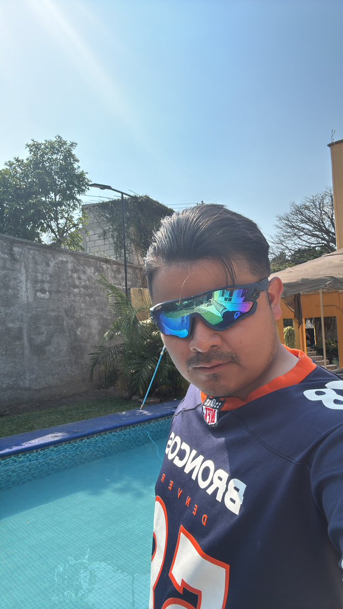 Joe 🐴🏈⚽️16🦅💛💙 tweet media