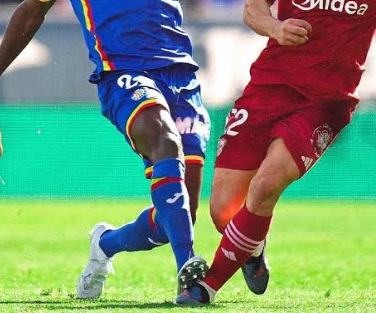 Infiltrado Blanco tweet media