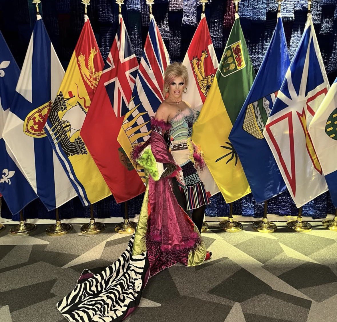 Drag Crave tweet media