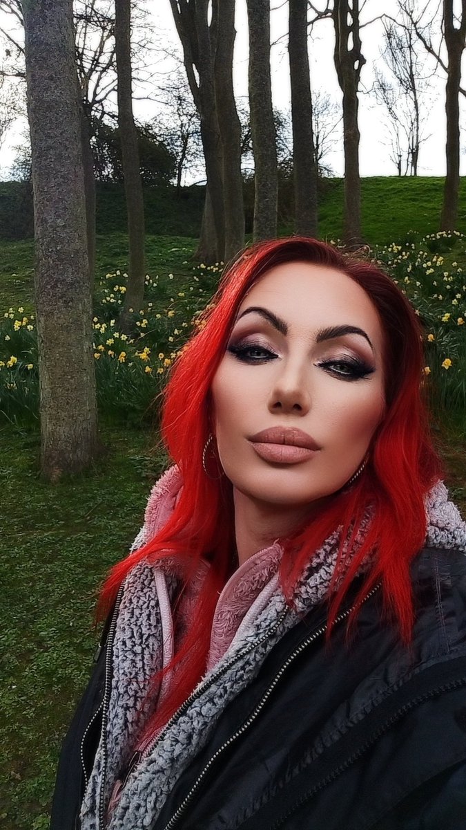 Sandra Sayer 💜 Mystical Model tweet media