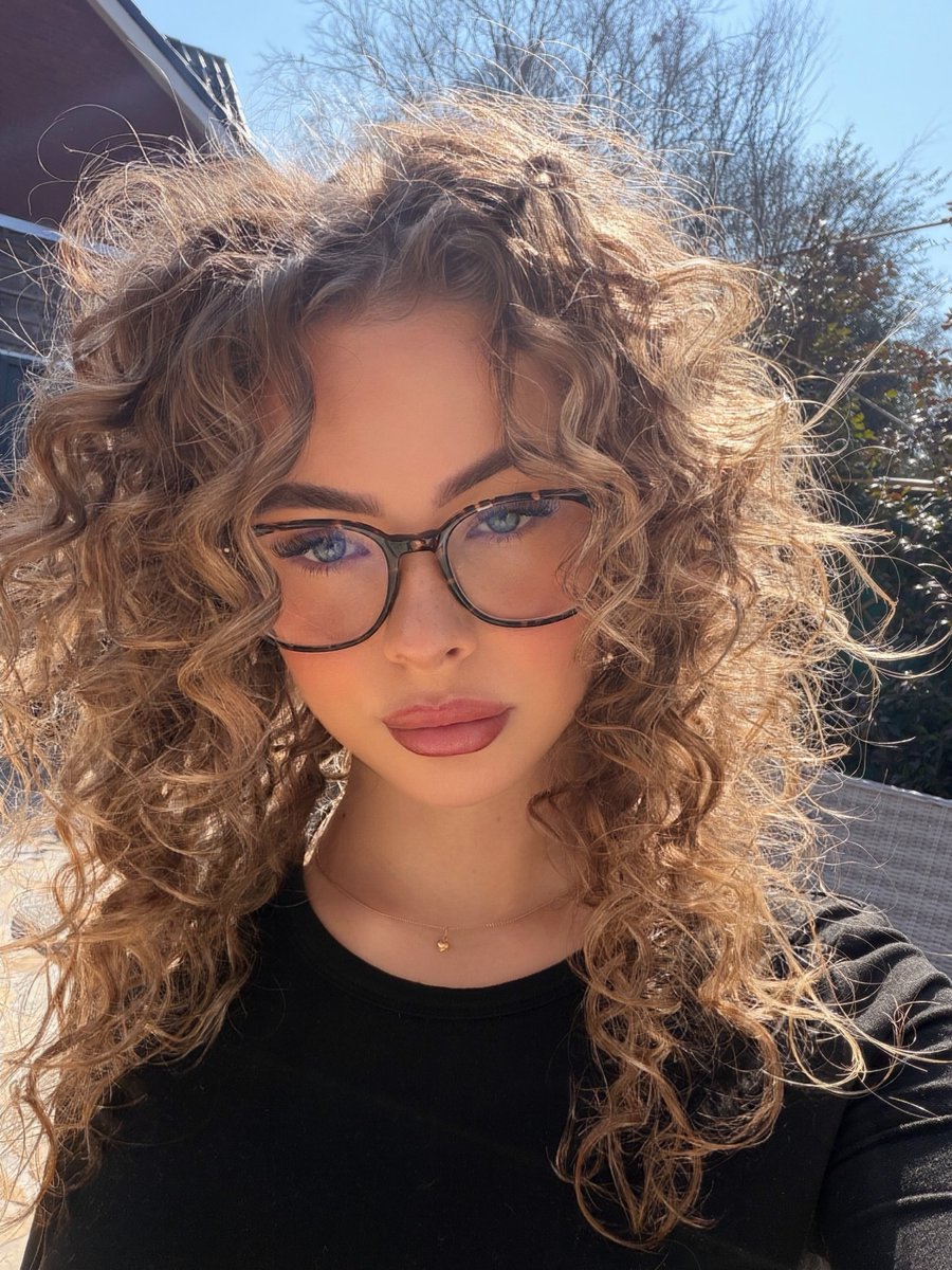 Oolong tea tweet media