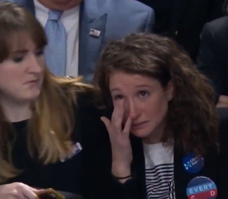 Fallen_Emper0r's tweet photo. Neurotic Jewess sobs in agony. Psychotic tranny feels only contempt for a real woman's emotional investment. https://t.co/EENTchTPCK