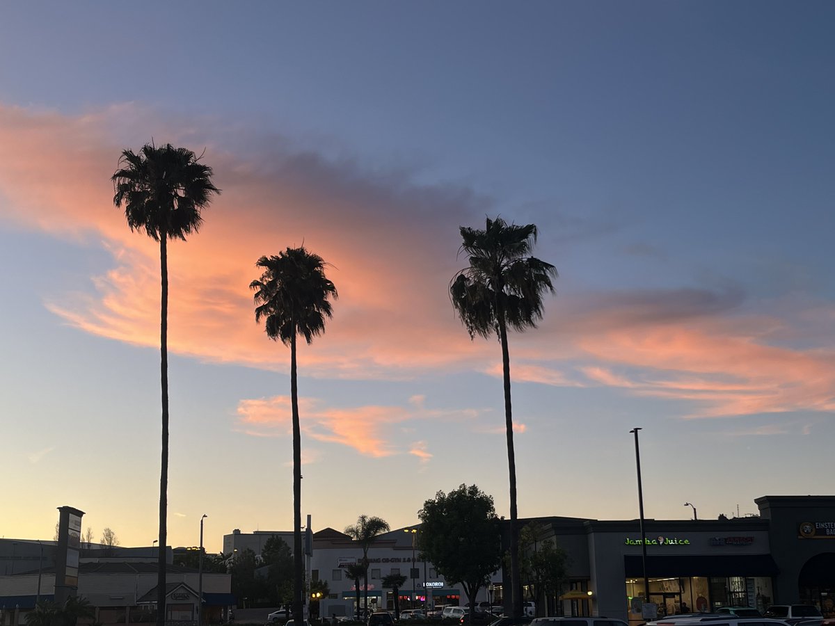 East L.A. News tweet media