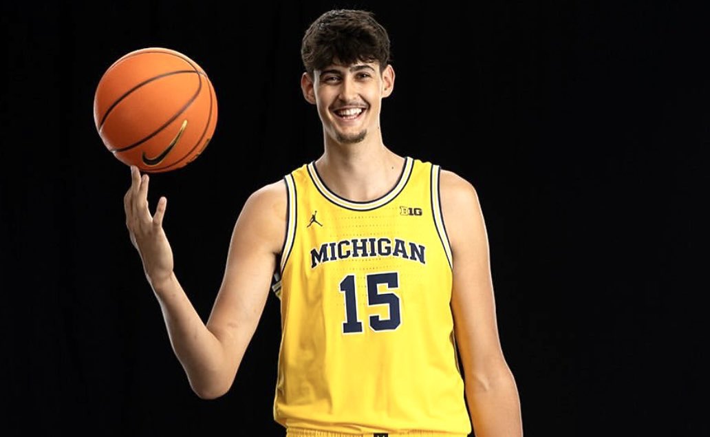 Ryan Hammer🔨 tweet media