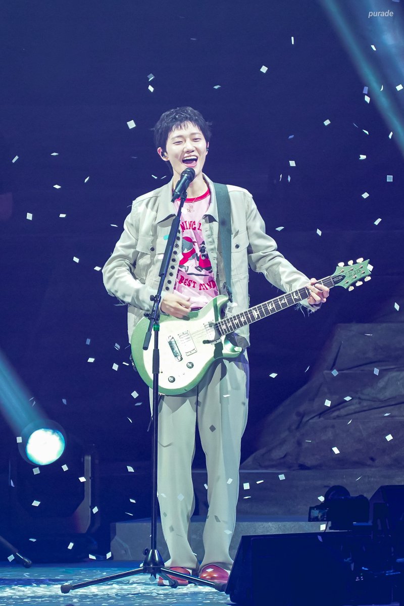 ᵖᵘʳᵃᵈᵉ tweet media