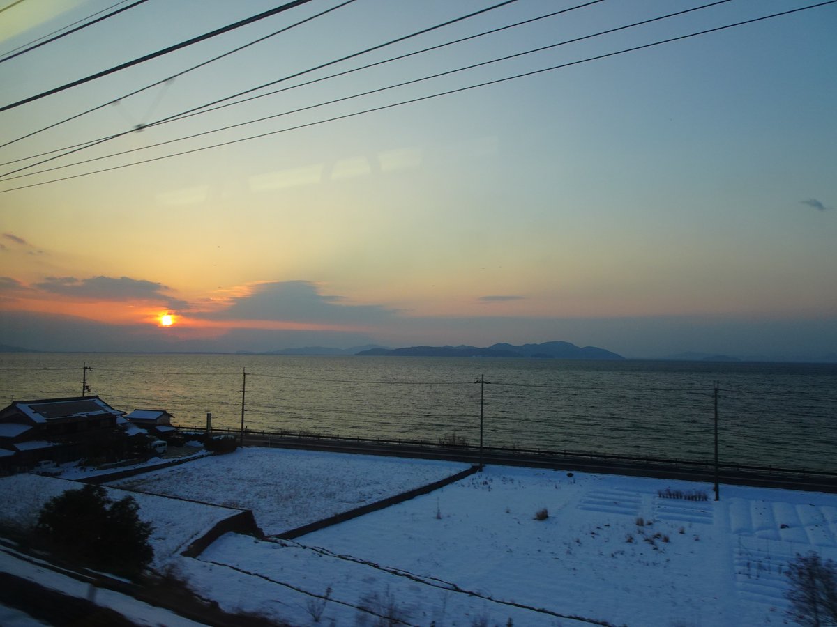 小バカにされる滋賀県民bot tweet media