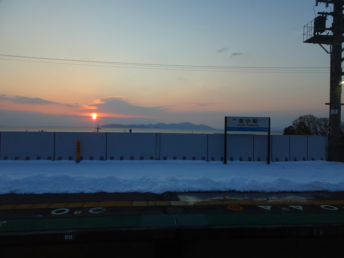 小バカにされる滋賀県民bot tweet media