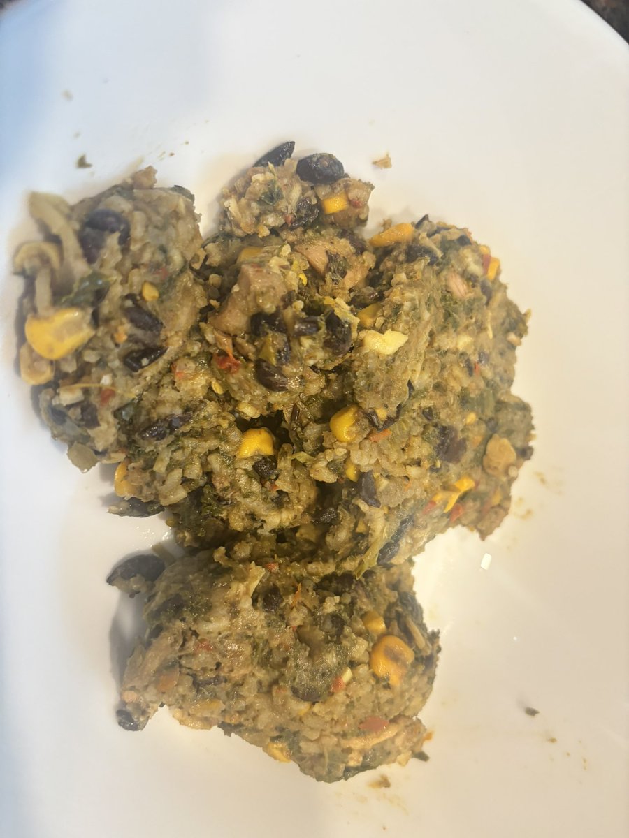 angel🐣 tweet media