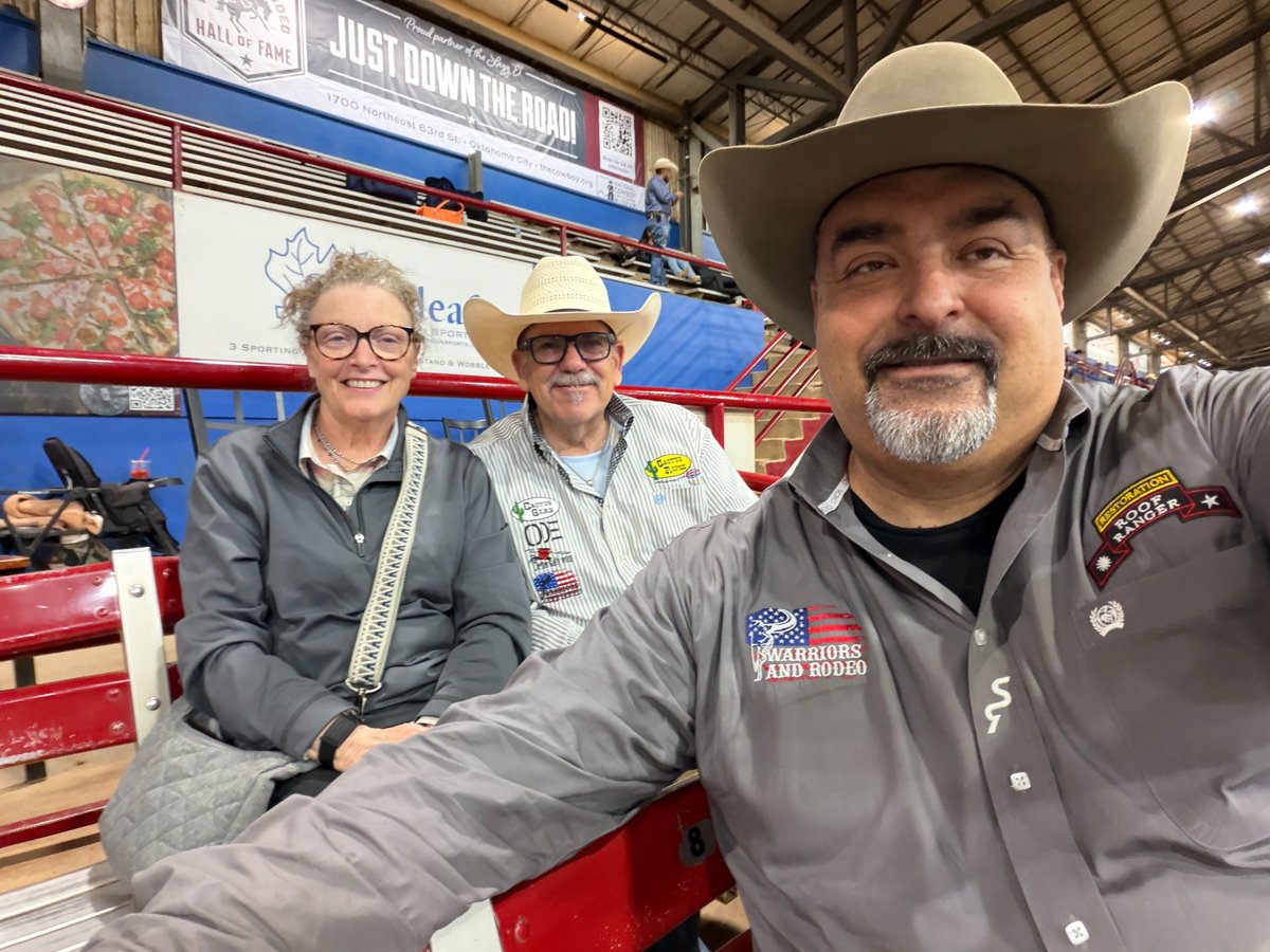 That is our Warriors and Rodeo team at the Bob Feist Invitational. Army Veteran  Andreas Sanchez and Air Force Veteren Ed Cygle partnered in this epic event.