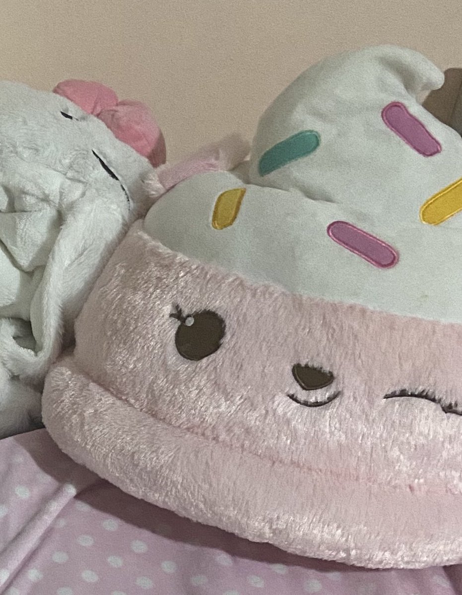 midna 🍬🧁🎀🍭 tweet media