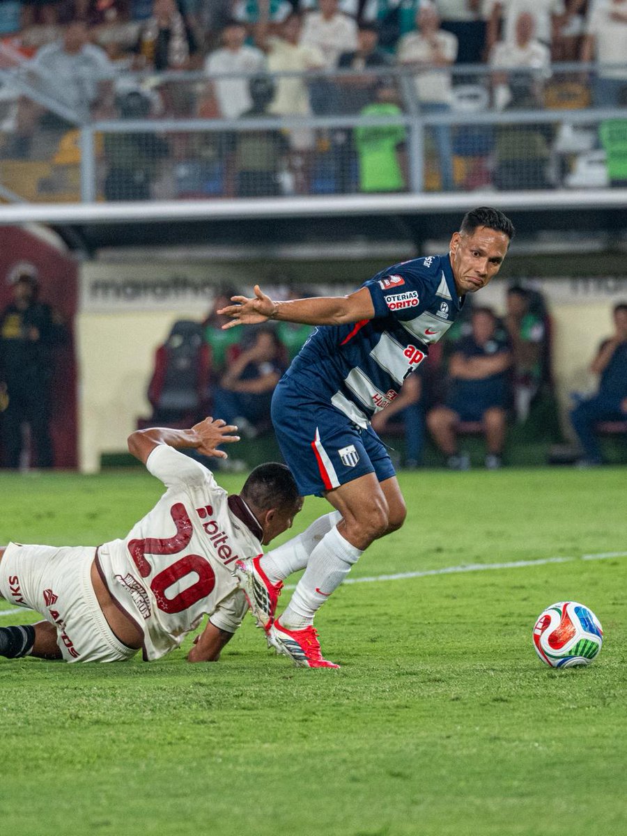 A PRESIÓN 🎙️ tweet media