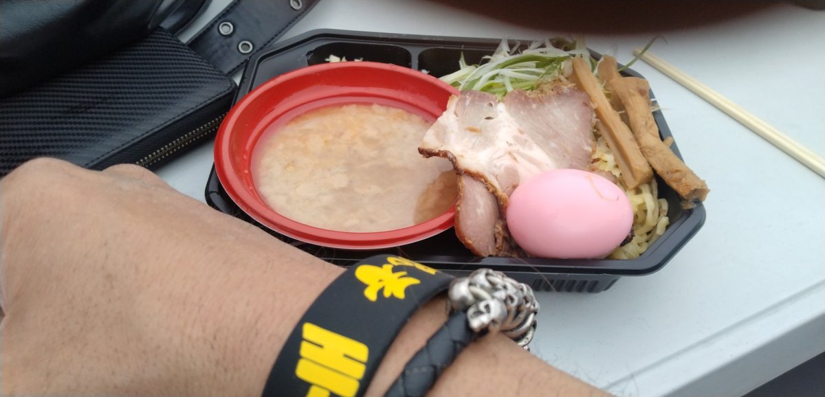 3z3NuvS3xF73538's tweet photo. そりゃコレは���うでしょ!
#HIMOUNT✕一品香
#つけ麺OBK https://t.co/n4zL5mdNXW