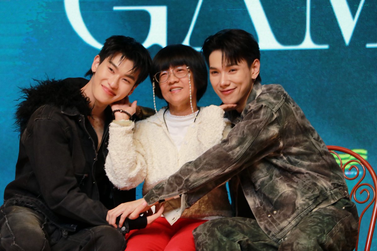 butterXP's tweet photo. เริ้ดเลยล่ะ พาแม่ถ่ายเบเนกะอู๋ร้ด แม่จะได้ไม่บ่นว่าเราบินมามีต 555555

DAOUOFFROAD SEOUL 2026
#OUROADFMinSEOUL2026 https://t.co/bZuNumBbdN