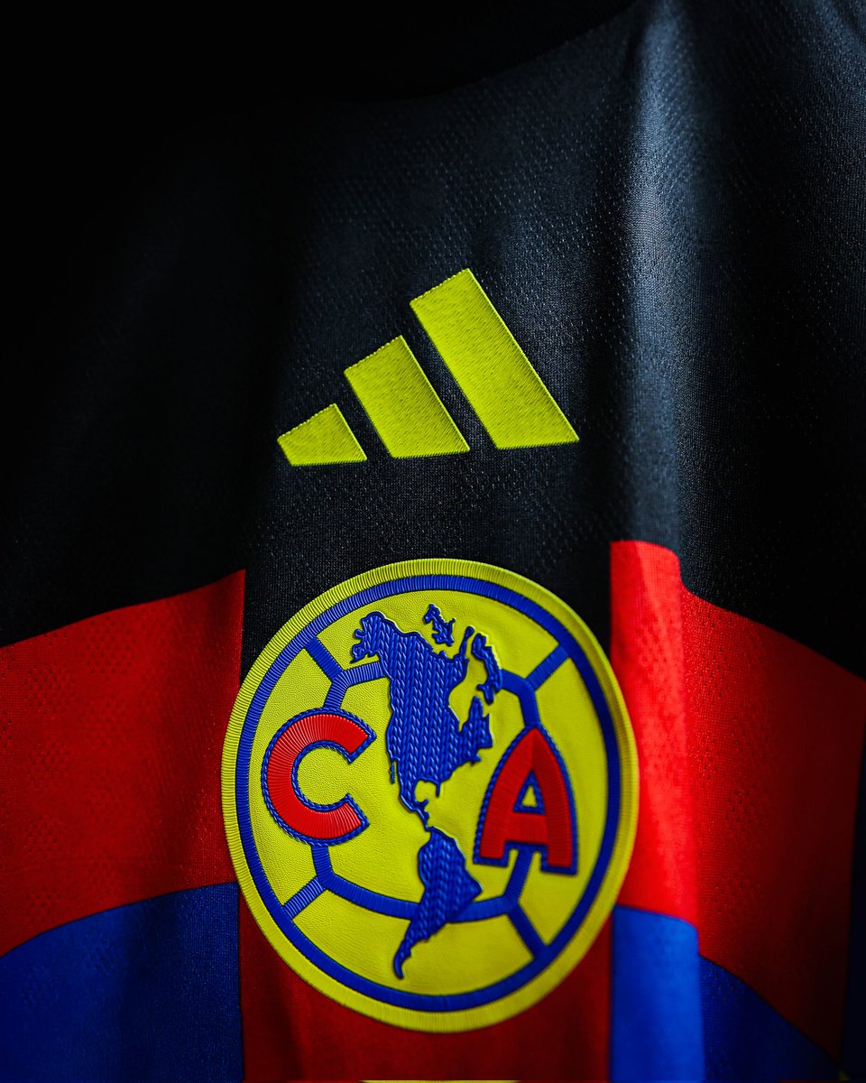 josejuangelmx's tweet image. ⚽: Alineación América vs Santos Laguna de la fecha 13 del torneo Clausura 2026:

30 Rodolfo Cota
3 Israel Reyes
29 Ramón Juárez
32 Miguel Vázquez
3 Kevin Álvarez
28 Erick Sánchez
17 Rodrigo Duorado
23 Raphael Veiga
10 Alejandro Zendejas
7 Brian Rodríguez
19 José Zúñiga 

Banca: