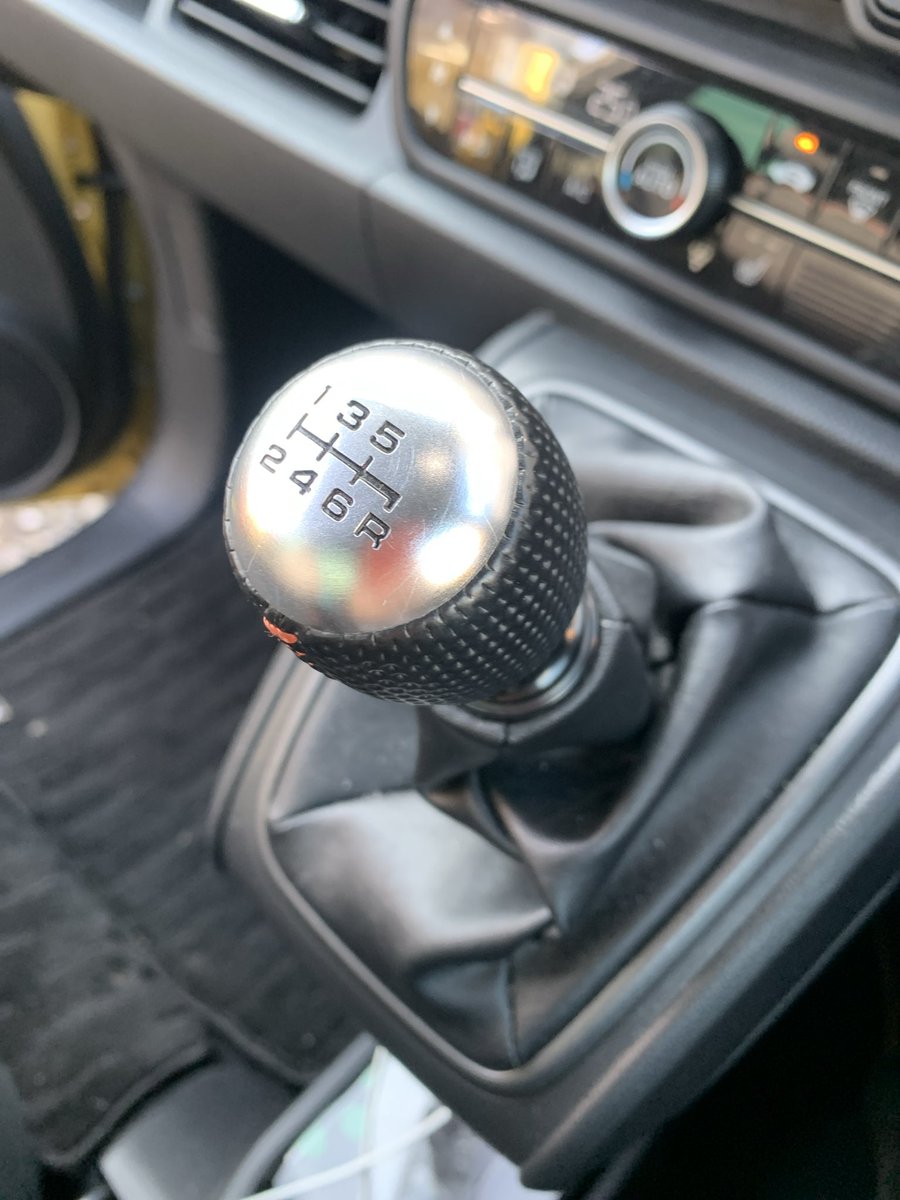 スズキトシオ tweet media