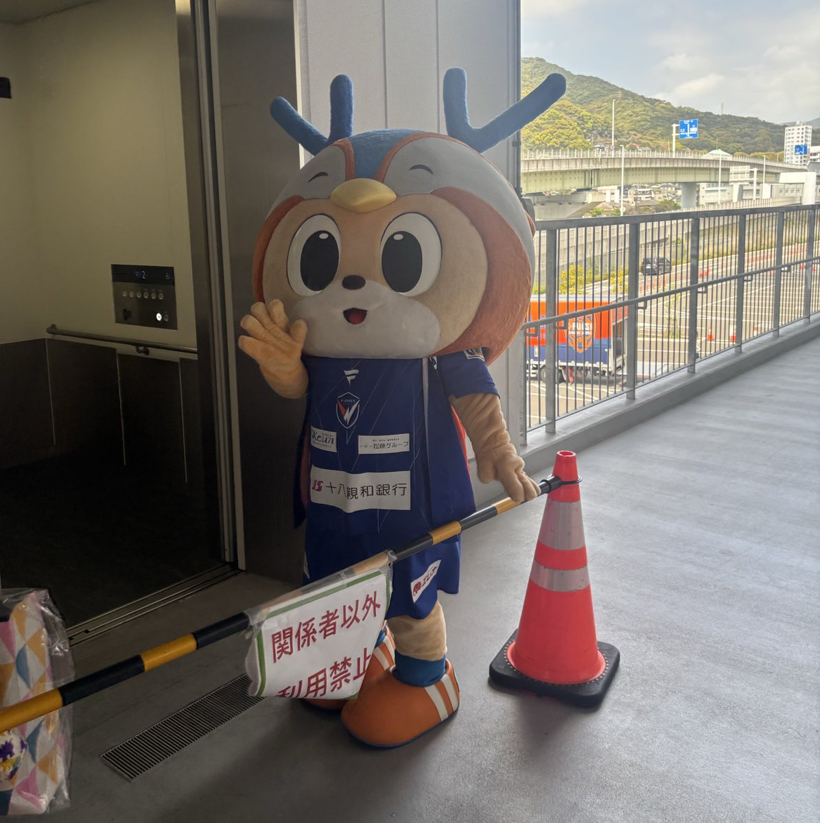 マックス tweet media