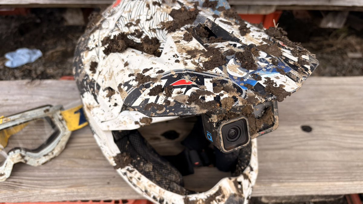 ま𝒁だ🍥4/5チーズでアベレ〜ジ tweet media