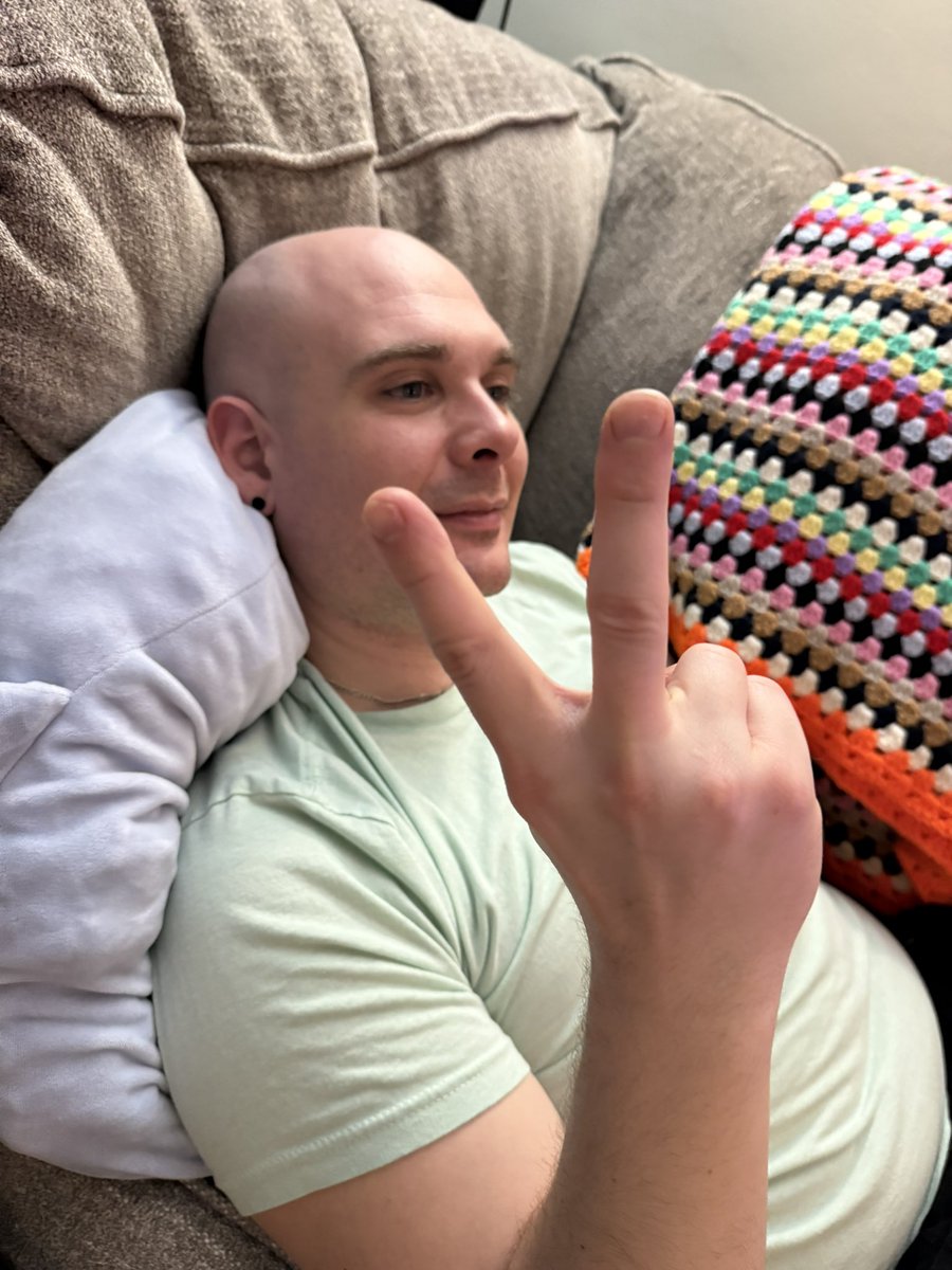 Jon Galaxydick tweet media