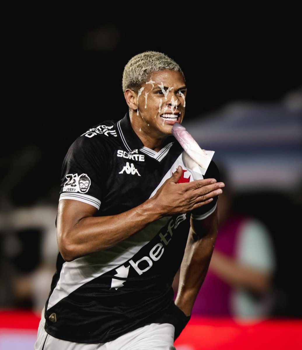 single ★彡 tweet media