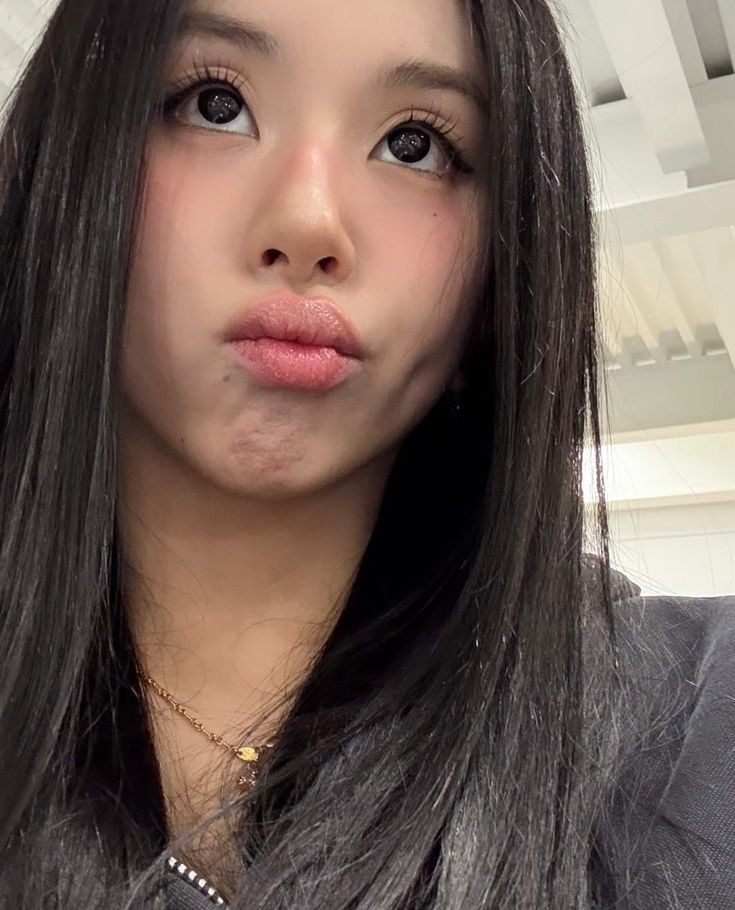 Son Chaeyoung tweet media