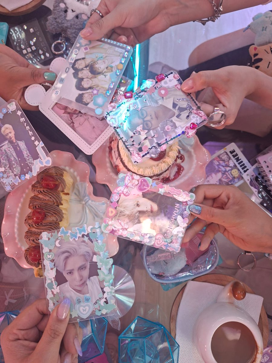 Lunar Echo tweet media