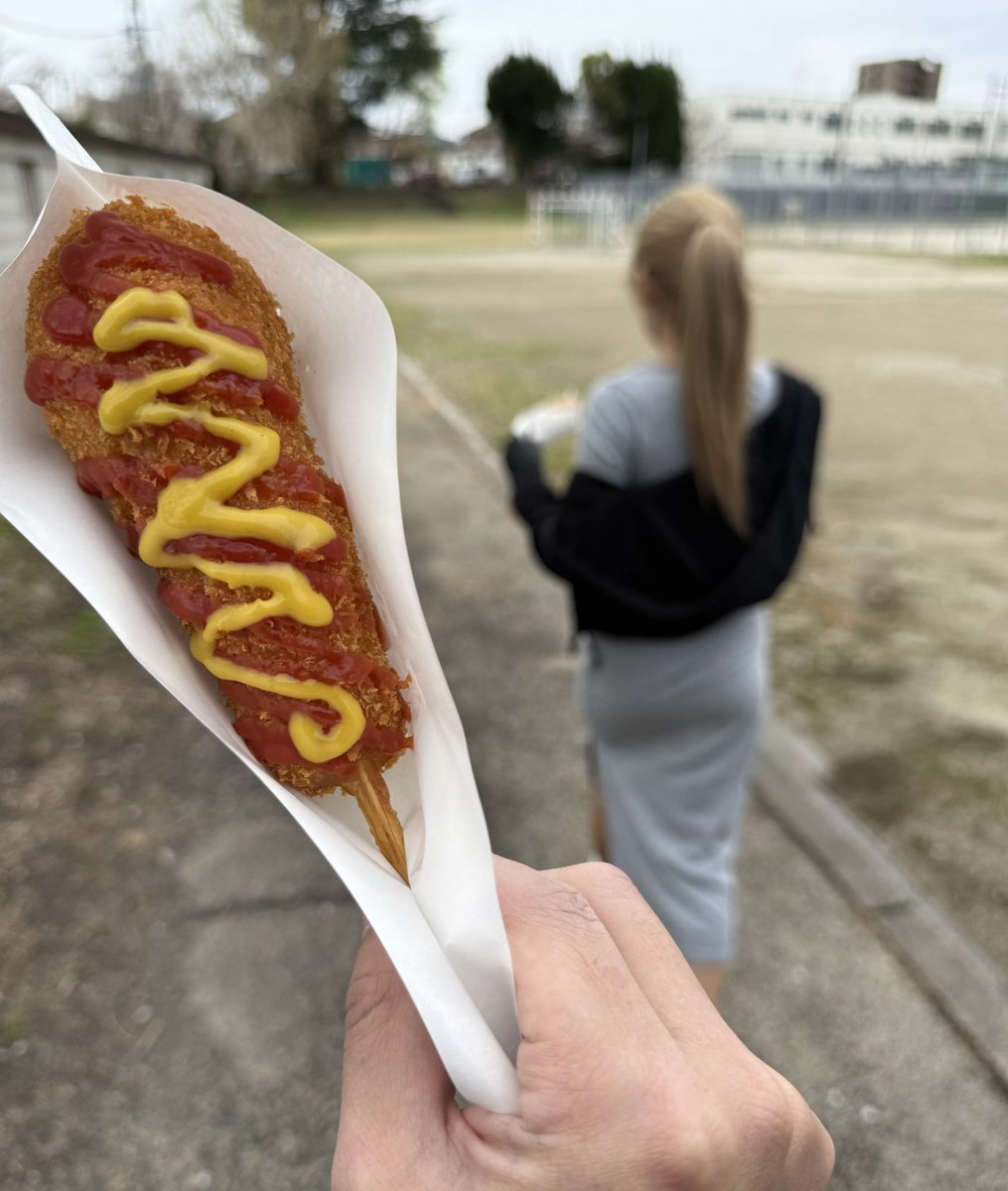 なるべび tweet media