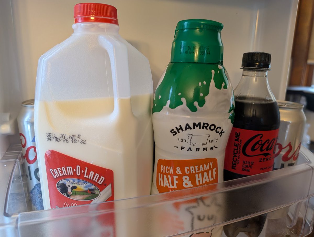 BakedSeedy tweet media