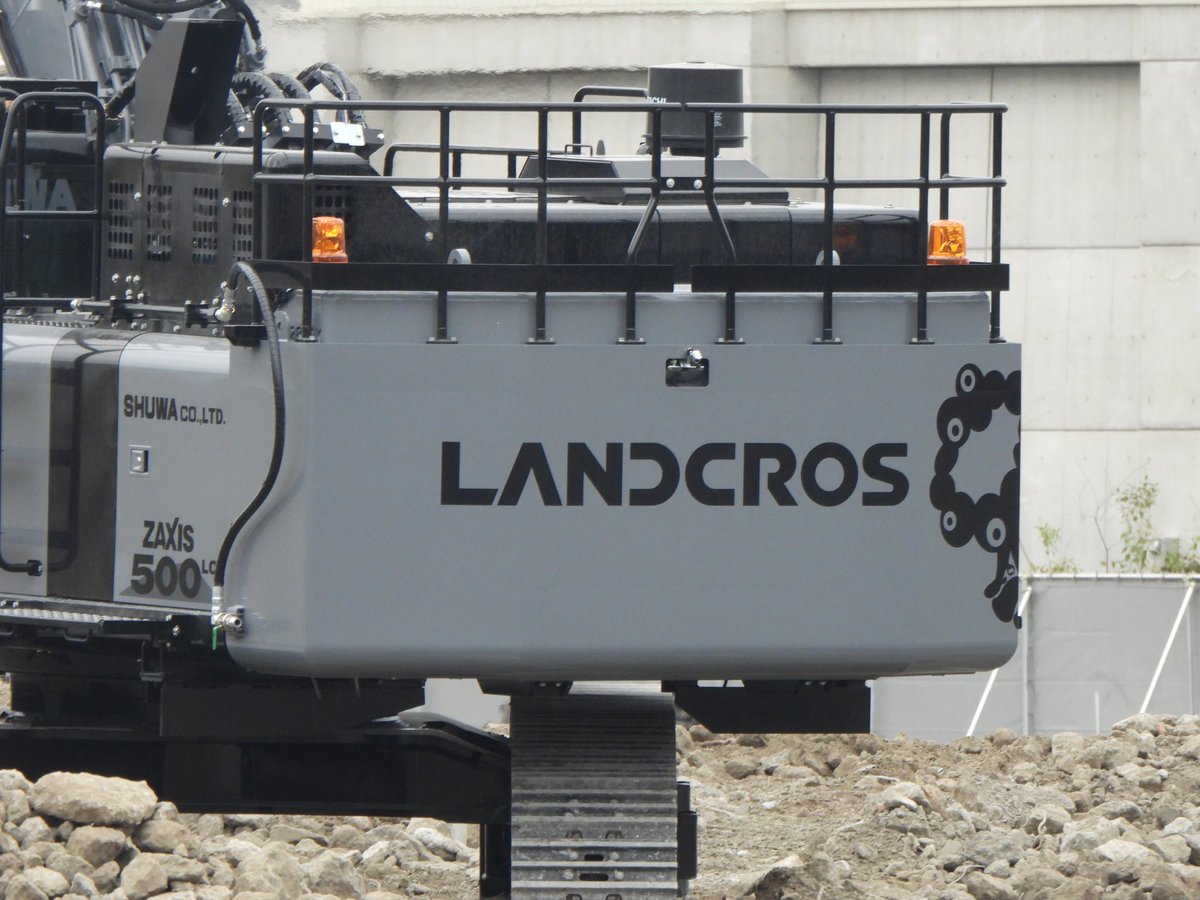 TenseiExcavator's tweet photo. ランドクロスミャクミャク https://t.co/UuBM4DFTLg