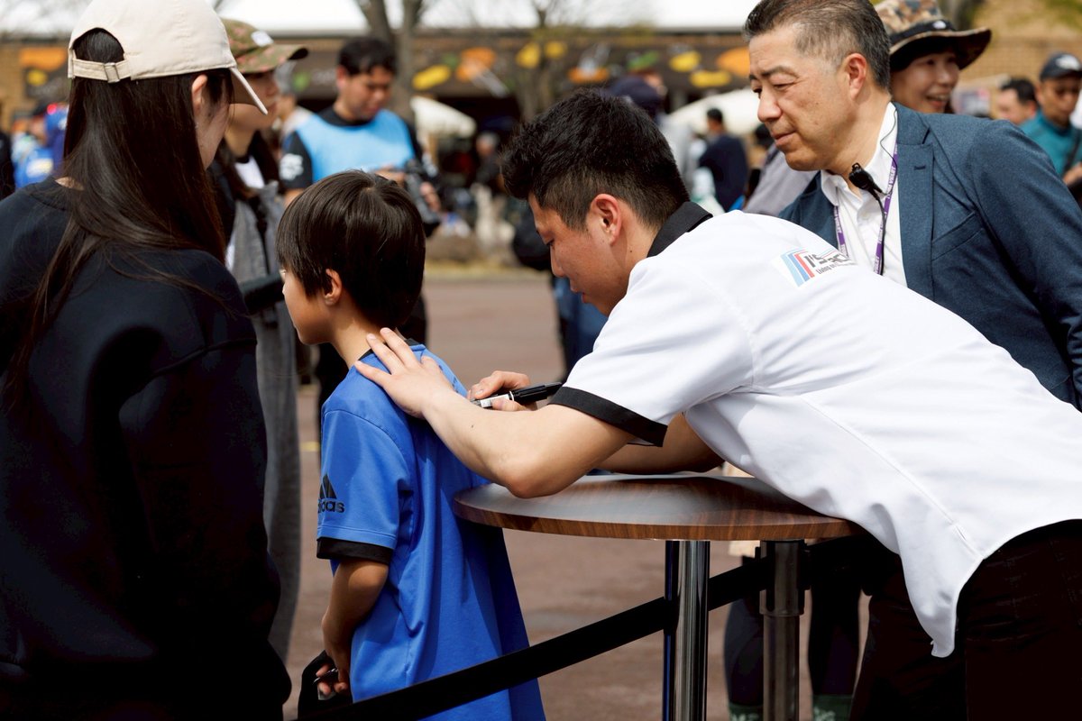 I's RACING tweet media