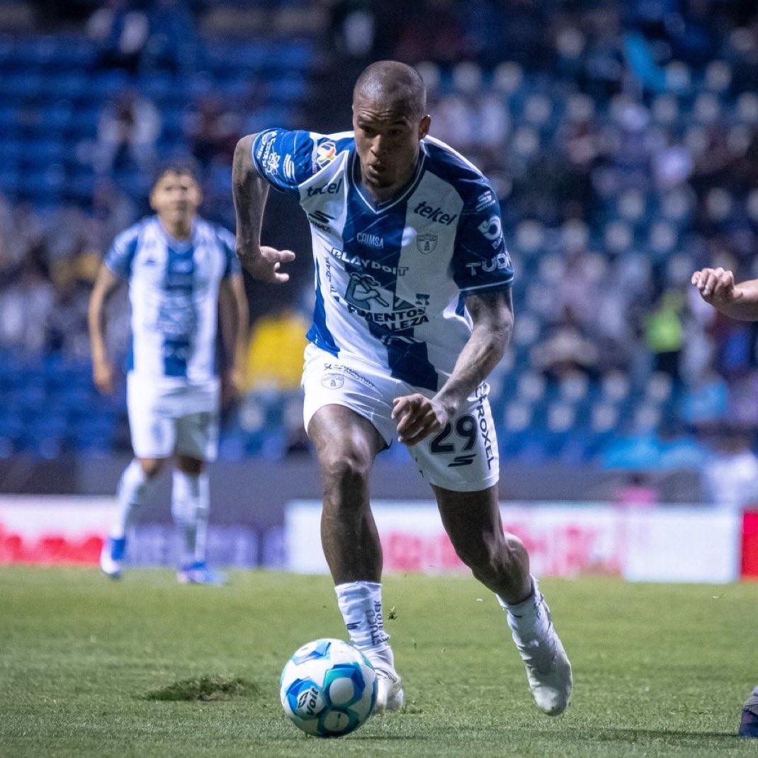 Karlo #PorLaOctava tweet media