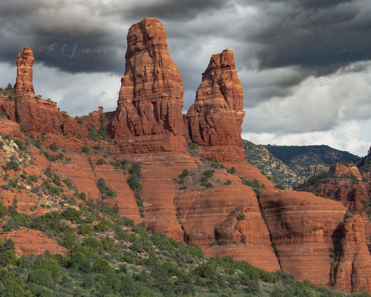 Sedona Arizona Red Rocks Natural formation dated back 300 million years ago. #Sedona #Arizona #RedRocks #Love #Landscape #Paisaje #Ellemus #EllemusPhotography #inspirational #MentalHealth #planetearth #Photography #Geology #Architecture #Architect #Planet #PlanetEarth #Wallpaper