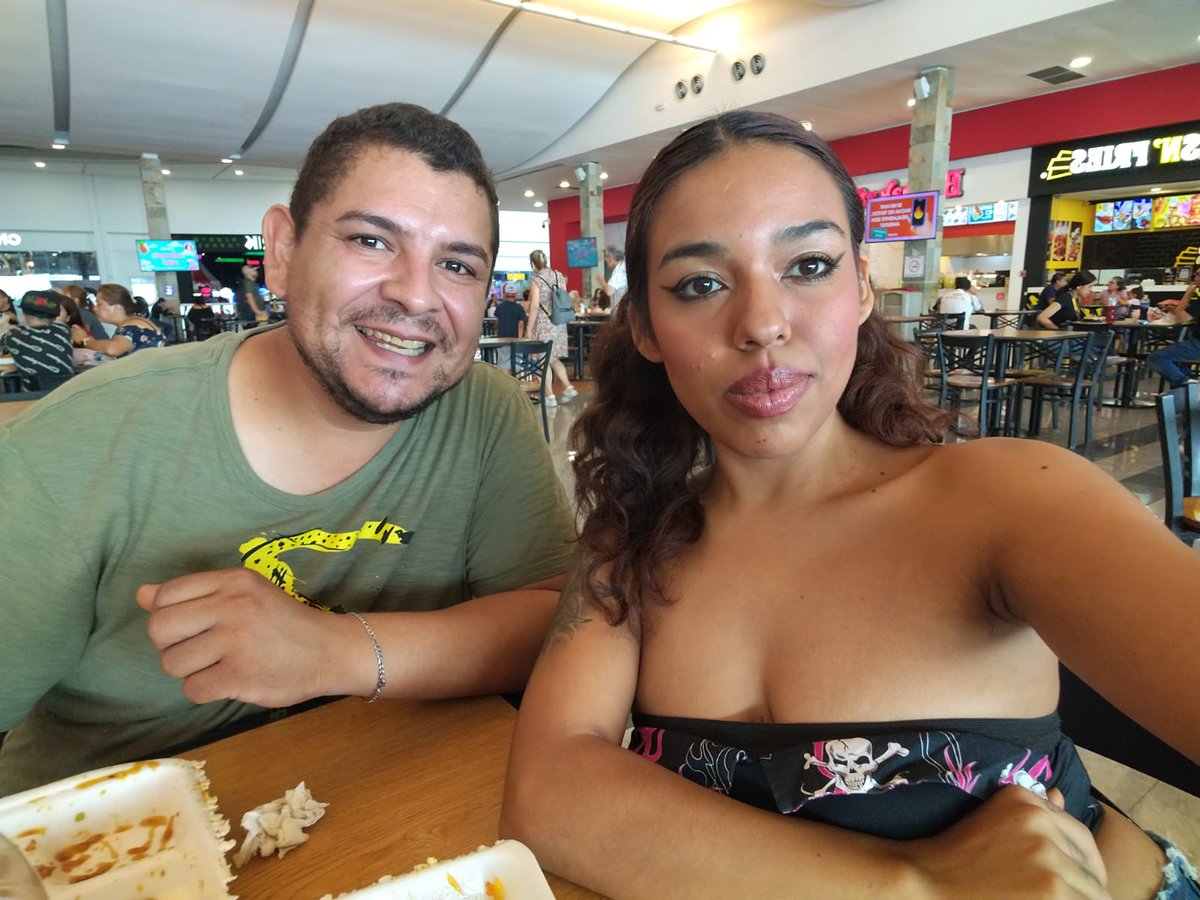 AleGeraSwR's tweet photo. Single's Interesados manden presentación con foto y propuesta, para hoy o mañana. Buscamos tercero para pasarla bien. https://t.co/vunNY6zBAB