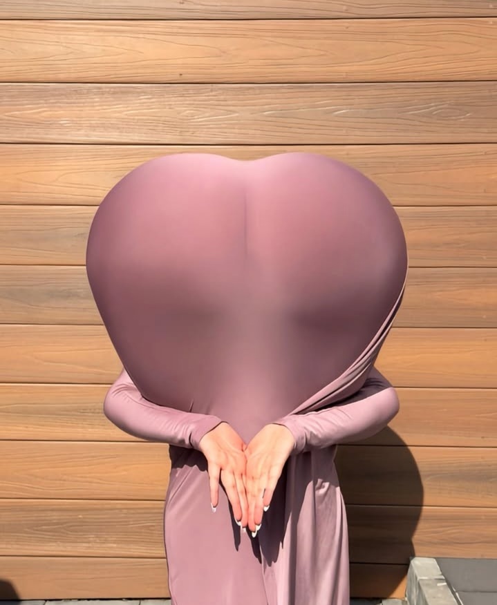 شيرين 🐋 tweet media