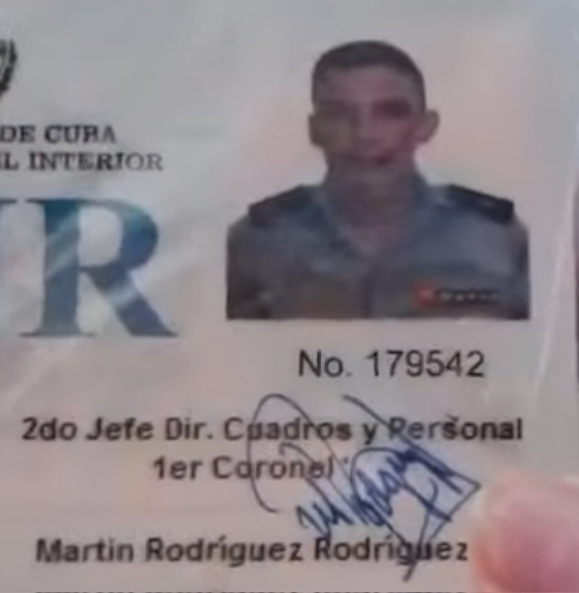 Otro pedazo de mierda identificado. Cuando llegue el momento, a ti también te darán caza.