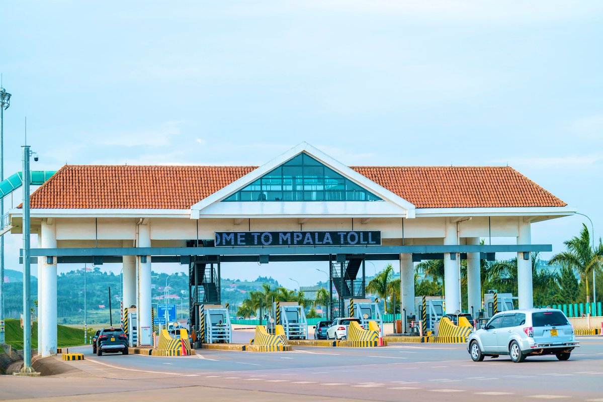 Kampala Entebbe Expressway tweet media