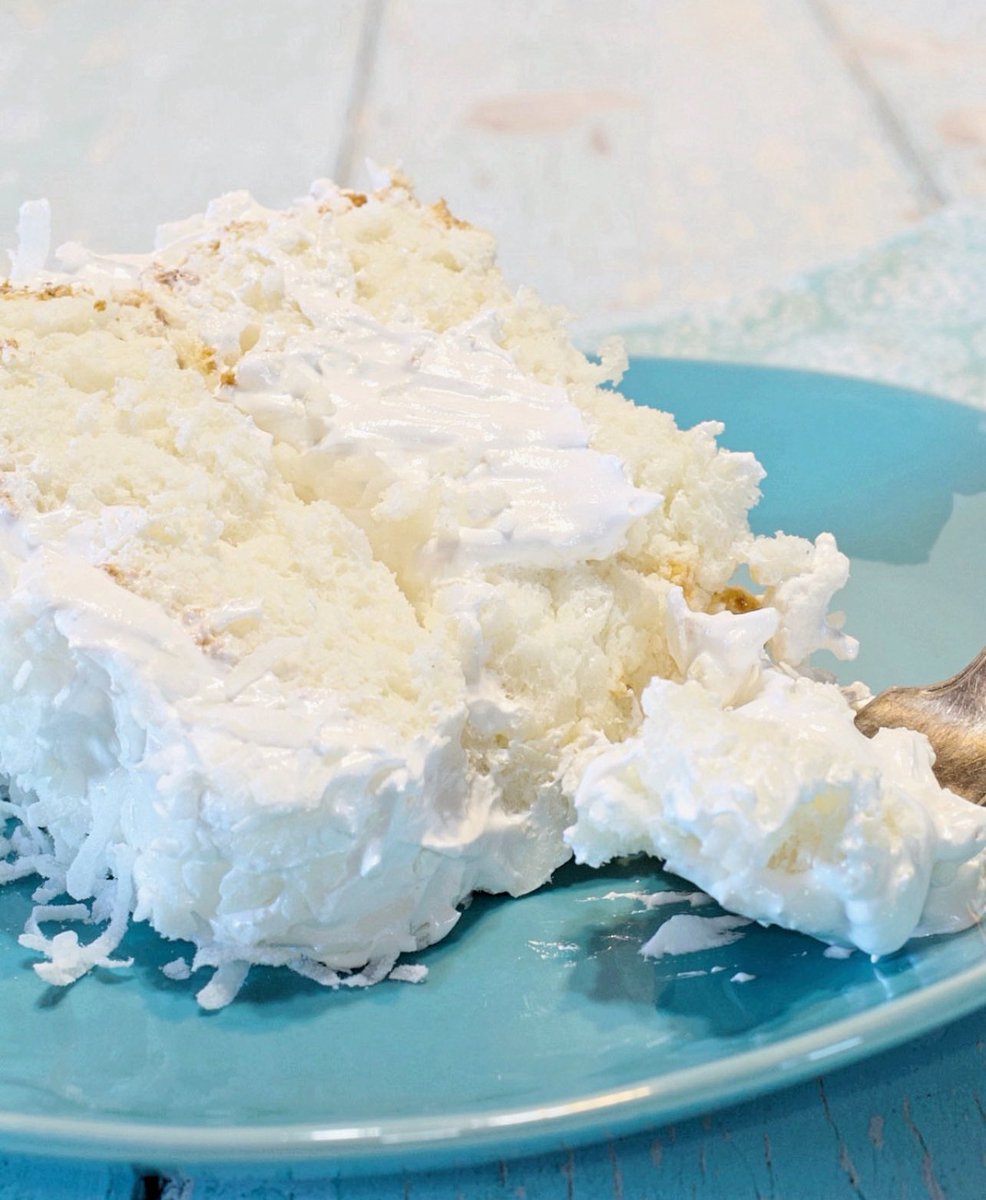 Elle Lookbook tweet media