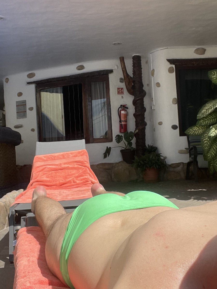 therealjcorms's tweet photo. fagmaxxing in PV (final test to see if twitter is completely dead) https://t.co/oA0mXekzuH
