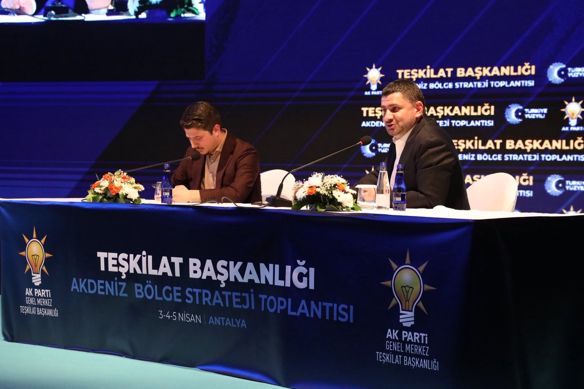 📍 Antalya | Akdeniz Bölge Çalıştayı

AK Parti Genel Merkez Teşkilat Başkan Yardımcısı, Akdeniz Bölge Koordinatörümüz Sayın Yahya Çelik başkanlığında, İl Başkanımız ve 15 ilçe başkanımızın katılımıyla; Akdeniz Bölge il ve ilçe başkanlarımızla birlikte çalıştayımızı